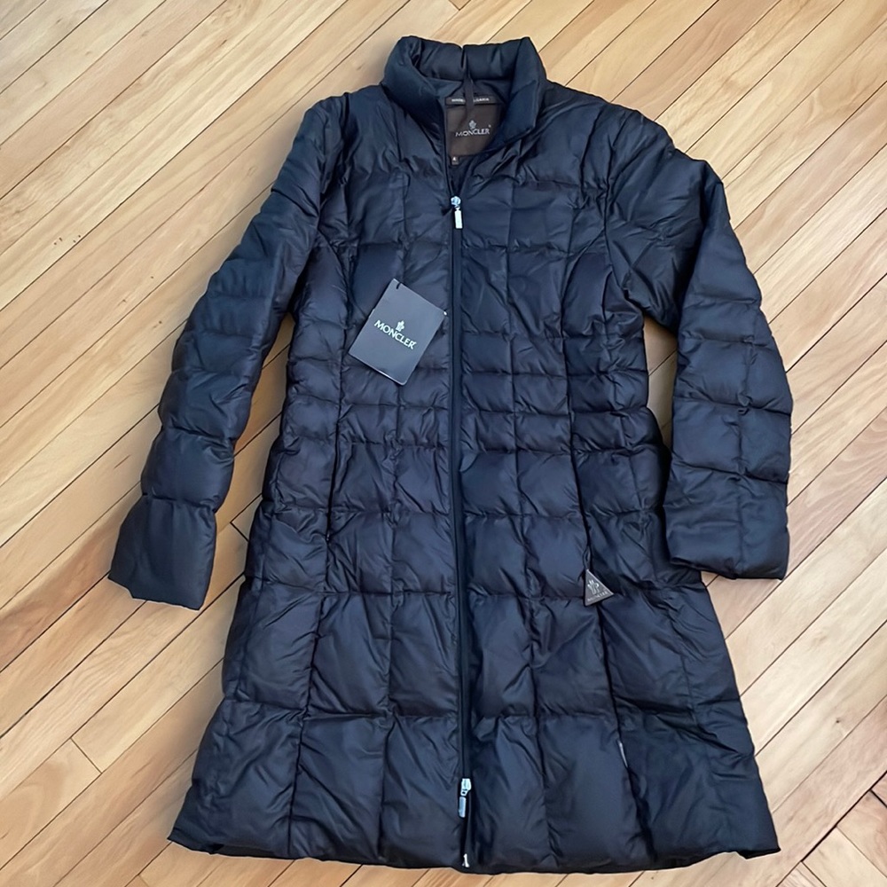 Vintage NWT Moncler Down Puffer Jacket Size: 4